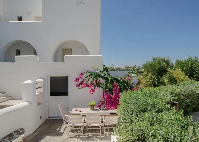 Ktima Lino * Agia Anna (Naxos)