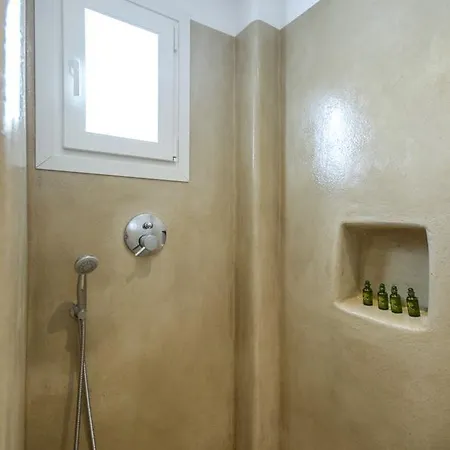 Ktima Lino * Agia Anna (Naxos)